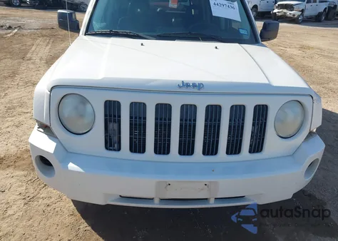 2008 Jeep Patriot Sport z USA, uszkodzony, nr VIN 1J8FT28WX8D654362